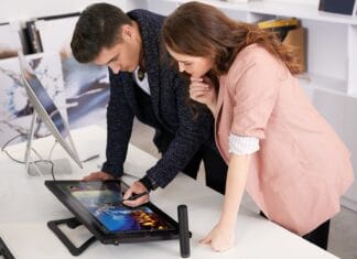 Jak wybrać tablet graficzny? Kompletny poradnik dla początkujących i profesjonalnych twórców